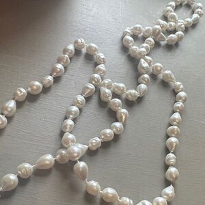 Classic White Baroque Pearl Necklace - Women Jewelry
